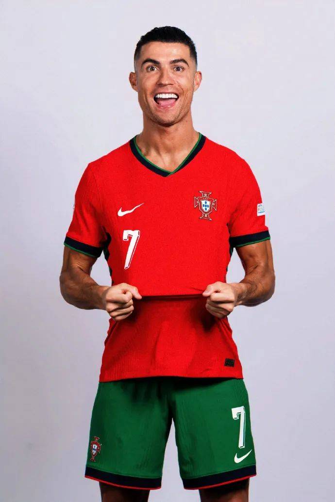 齐沃：科莫是很让人头疼的球队；希望恩里克能回报我的信任（齐沃：科莫极其难对付；期待恩里克用表现回馈我的信任）