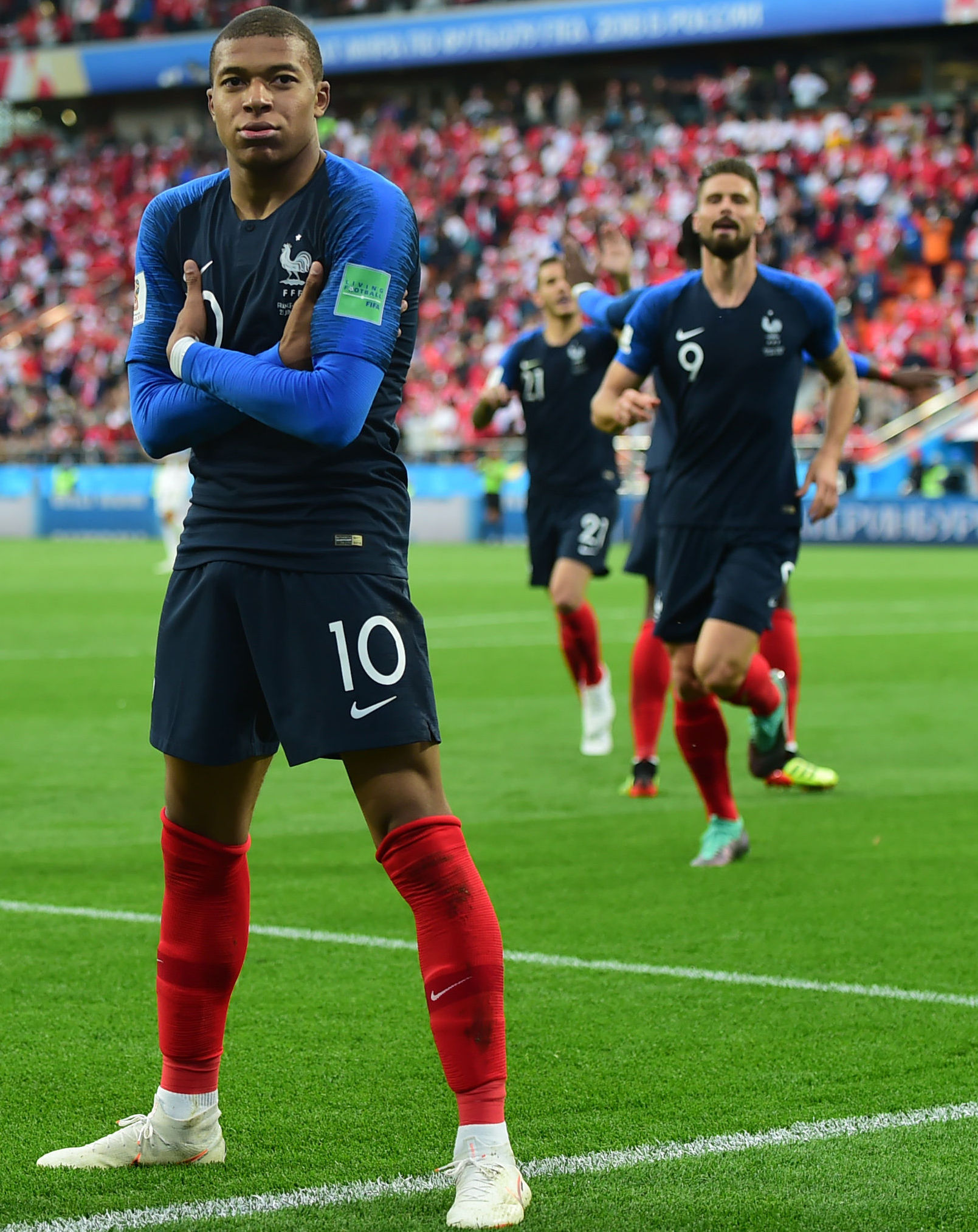 恭喜！孙铭徽超越胡雪峰，升至CBA常规赛历史助攻榜第4位（孙铭徽超越胡雪峰，跻身CBA常规赛历史助攻榜第4位）