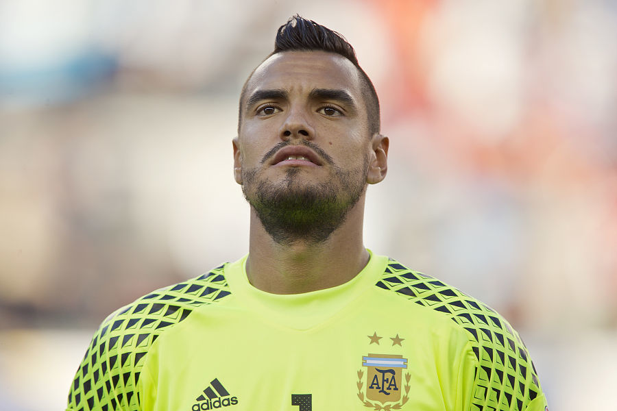 记者：申花本周二结束假期，重新集结备战今年的亚冠收官战（申花周二收假归队，重启集训冲刺本赛季亚冠收官战）